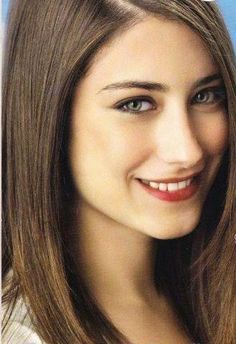 Hazal Kaya