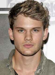 Jeremy Irvine