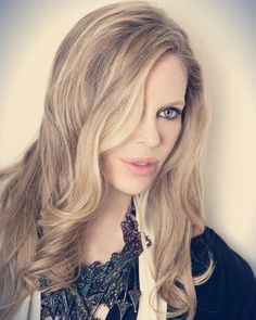 Kristin Bauer van Straten