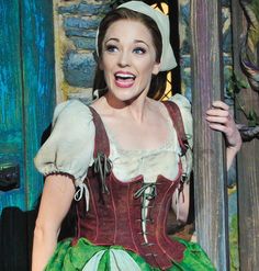 Laura Osnes