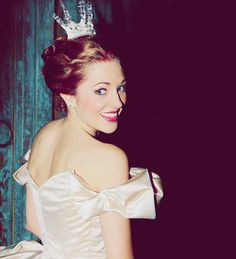 Laura Osnes