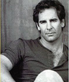 Scott Bakula