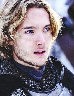 Toby Regbo