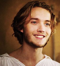 Toby Regbo