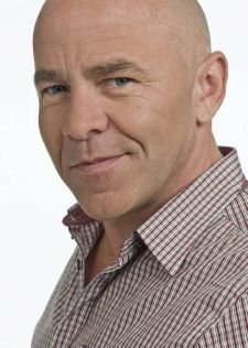 Dominic Littlewood