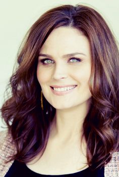 Emily Deschanel