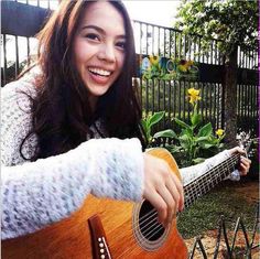 Julia Montes