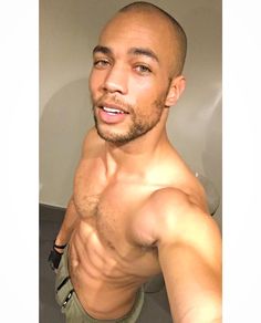 Kendrick Sampson