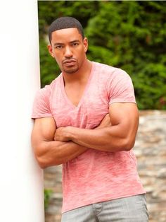 Laz Alonso