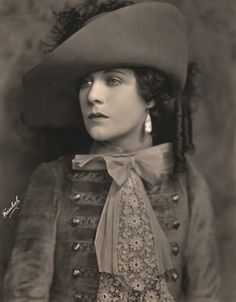 Virginia Valli