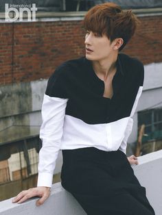 Zhou Mi