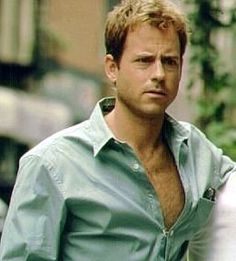 Greg Kinnear