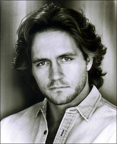 Guy Ecker