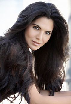 Joyce Giraud