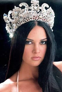 Monica Spear