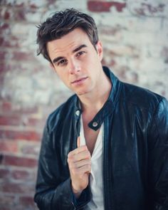 Nathaniel Buzolic