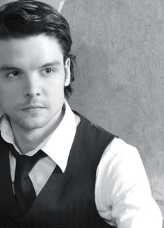 Andrew Lee Potts