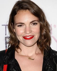 Beth Stelling