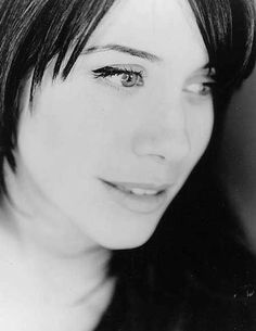 Caroline Catz