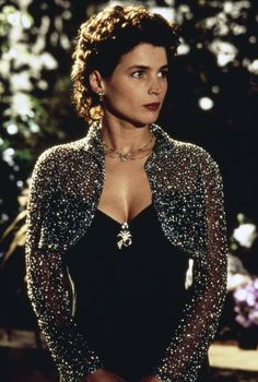 Julia Ormond