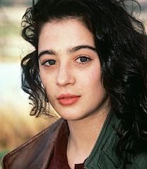 Moira Kelly