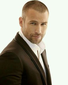 Rafael Amaya