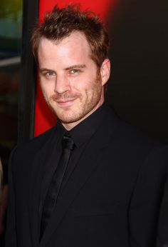 Robert Kazinsky