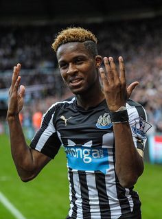 Rolando Aarons