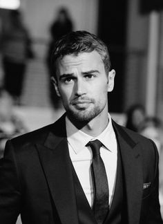 Theo James