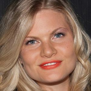 Bonnie Sveen