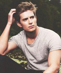 Drew Van Acker