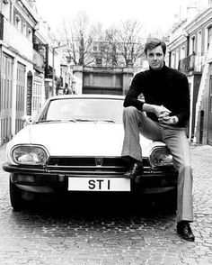 Ian Ogilvy