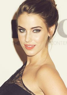 Jessica Lowndes