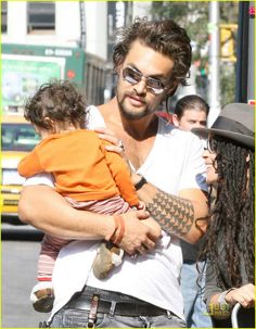 Lola Momoa