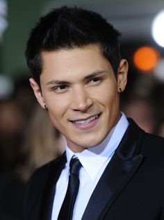 Alex Meraz