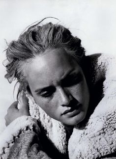 Amber Valletta