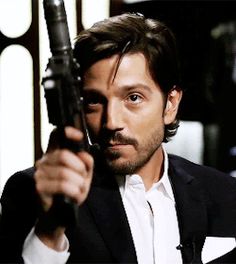 Diego Luna