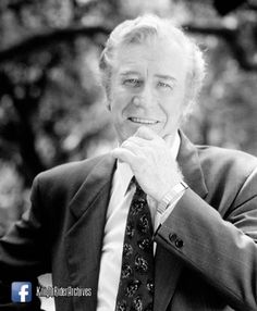 Edward Mulhare