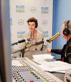 Elvis Duran