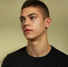 Hero Fiennes-Tiffin