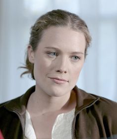 Kate Hewlett