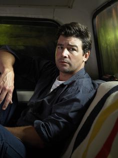 Kyle Chandler