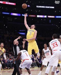 Larry Nance, Jr.