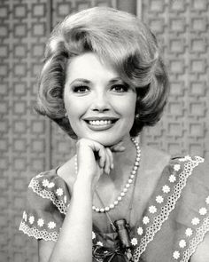 Ruta Lee