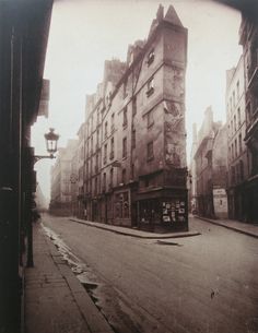 Eugene Atget