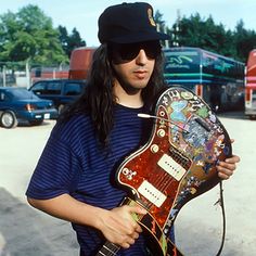 J. Mascis