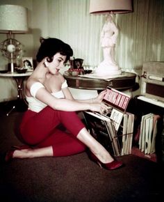 Joan Collins