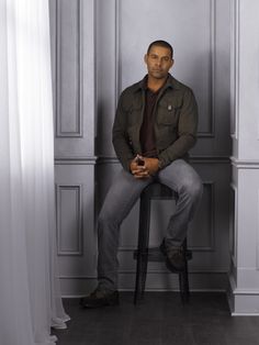 Jon Huertas