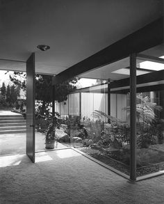 Richard Neutra