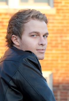 Ronan Farrow